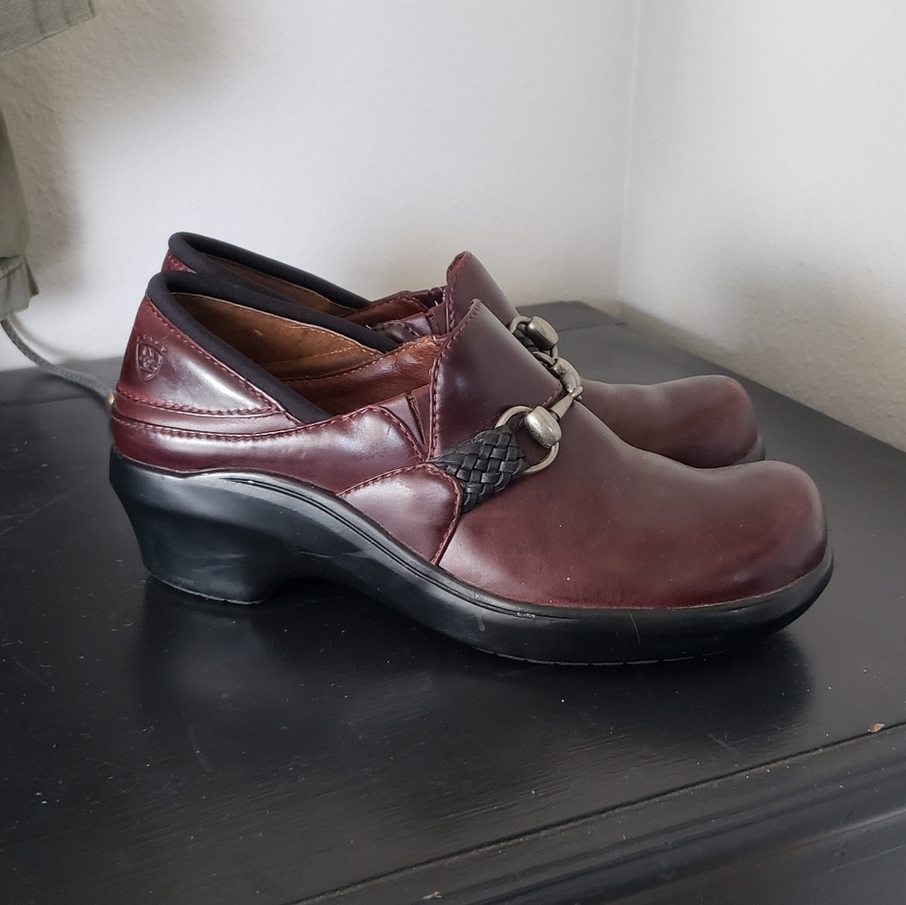 Ariat Loafer Style Shoes sz 6.5 B